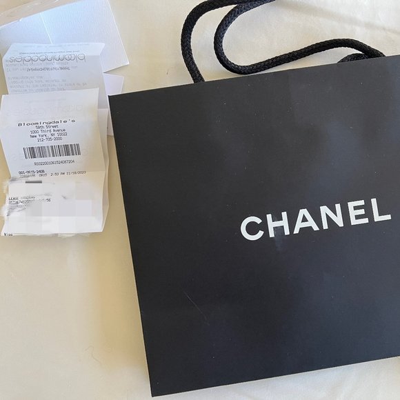 Brand new Chanel 23K light pink WOC with Pearl Crush With plastic seal - Picture 5 of 15